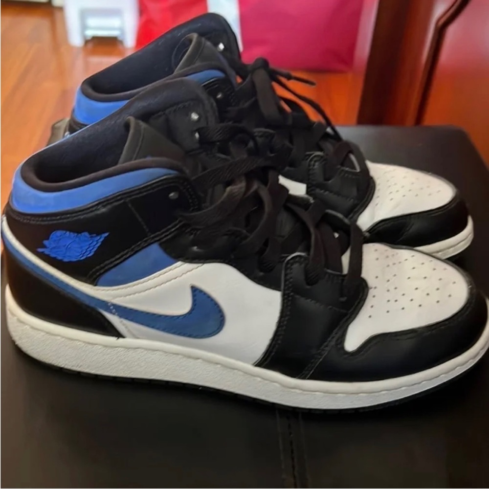 AIR JORDAN 1 MID RACER BLUE